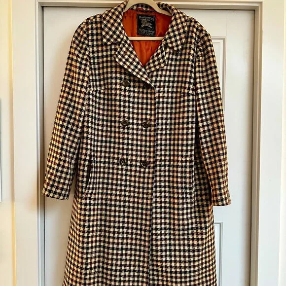 Vintage 1980’s Burberry Plaid Double-Breasted Trench Coat - wear shown in pics - Picture 11 of 15